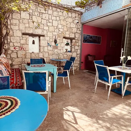 베디르한 코낙 오텔 호텔 알라카티