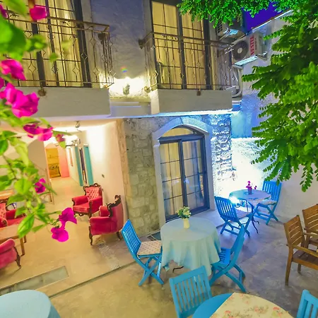 베디르한 코낙 오텔 3*