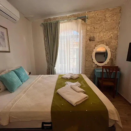 베디르한 코낙 오텔 호텔