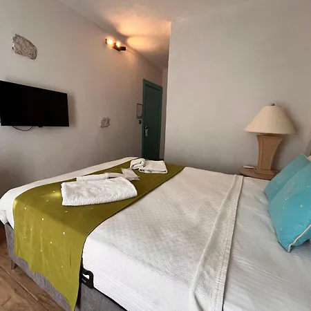 베디르한 코낙 오텔 3*